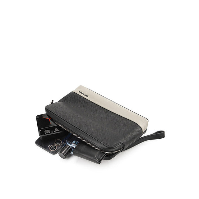 Preston Clutch In Black
