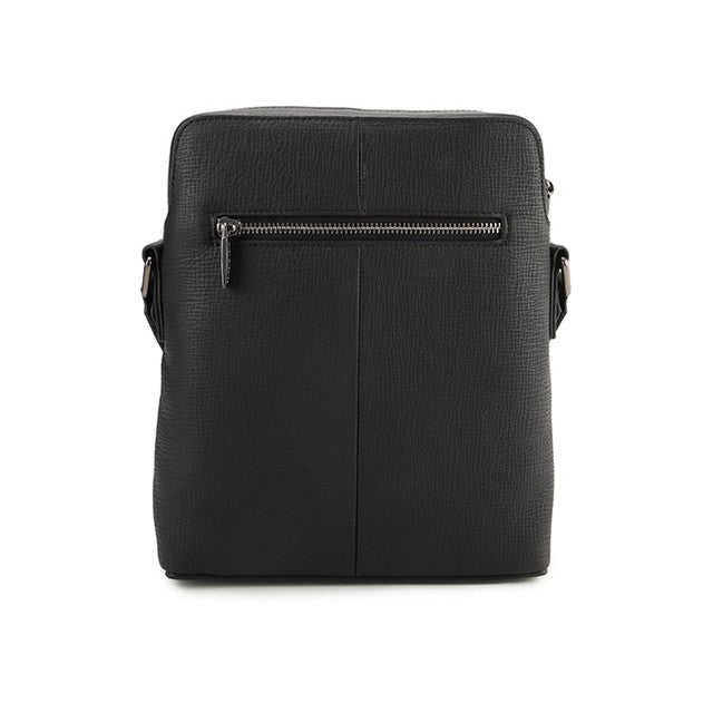 Preston Sling Bag In Black