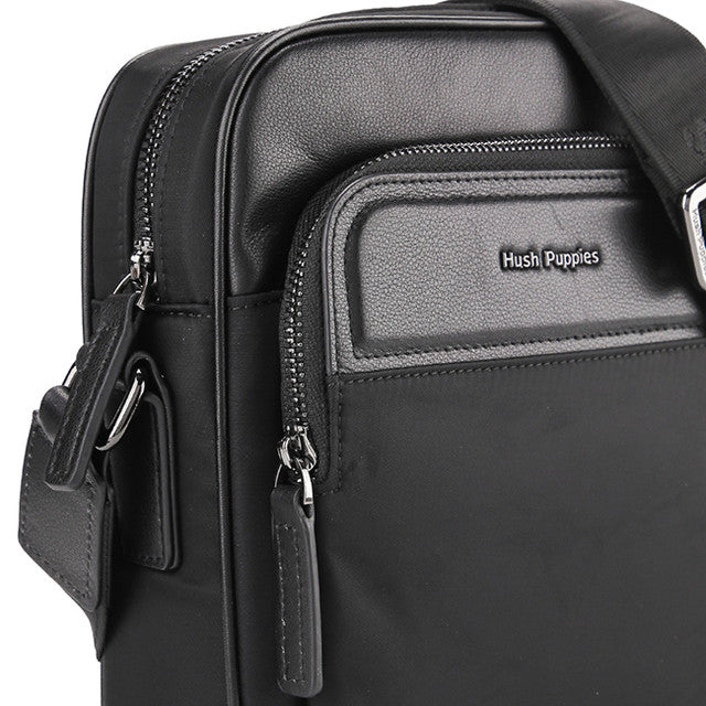 Palma Sling Bag In Black