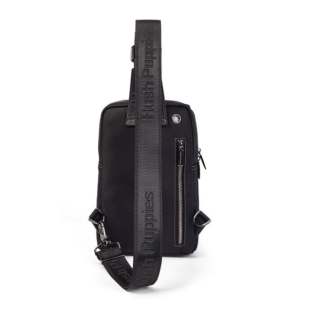 Pino Chest Bag In Black
