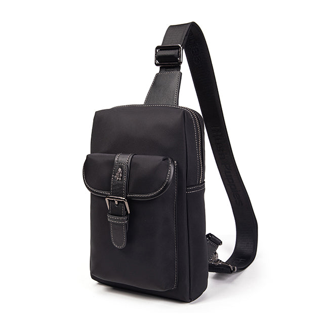 Pino Chest Bag In Black