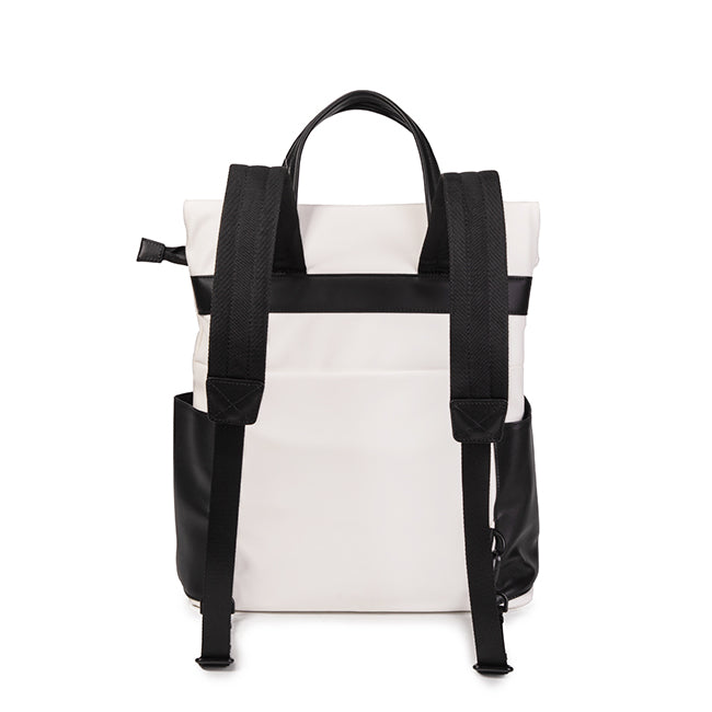 Qiunton Backpack In White