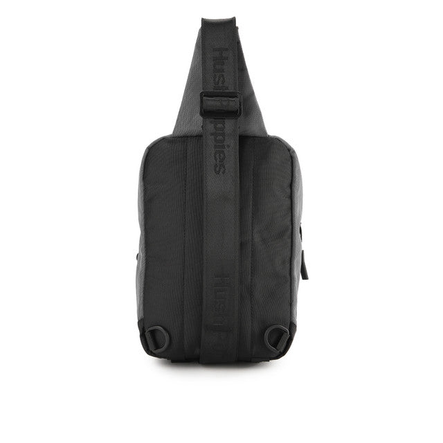 Parrey Chest Bag In Grey