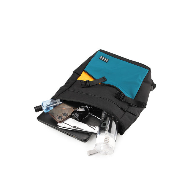 Pello Backpack In Turquoise