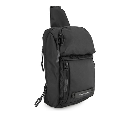 Zayn Chest Bag In Black
