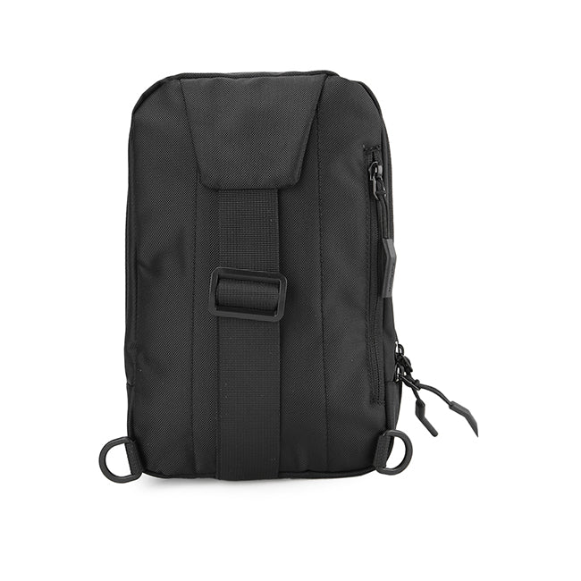 Zayn Chest Bag In Black