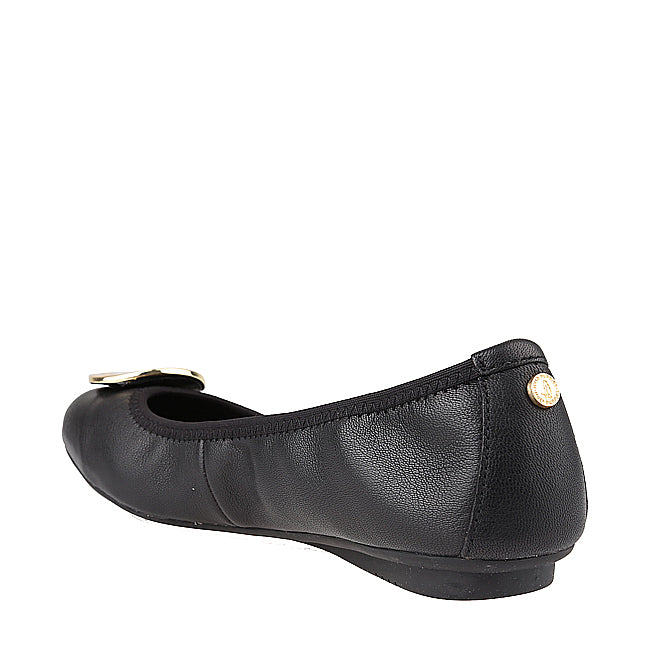 Almond Toe Samantha Ii In Black