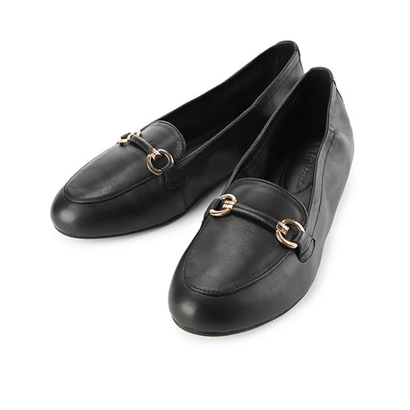 Mathea Jansen In Black