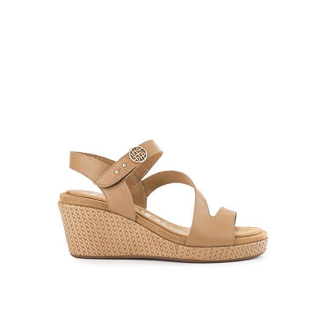 Sling Back Willow Slingback In Tan Leather