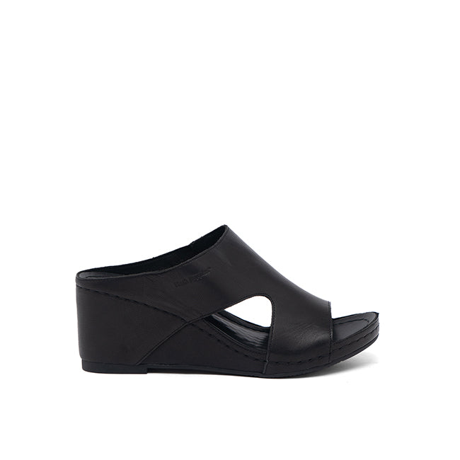 Ariel Slipon