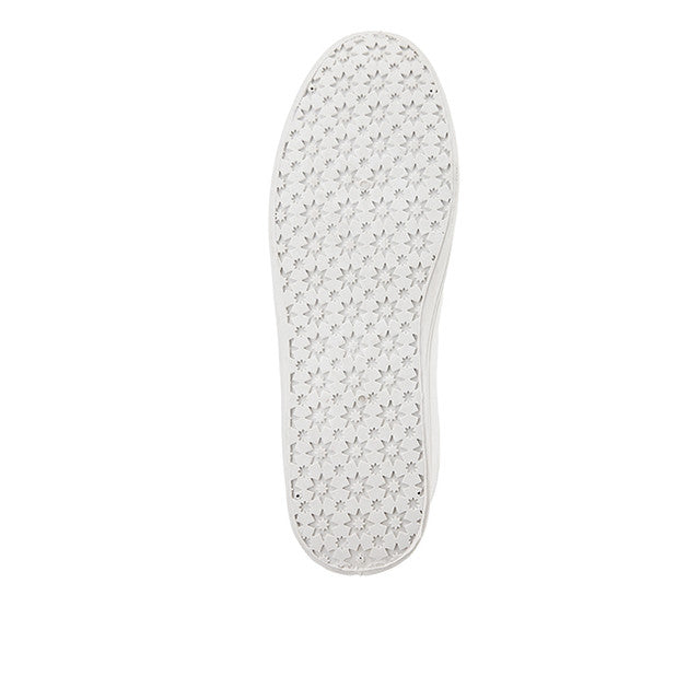 Florencia In White