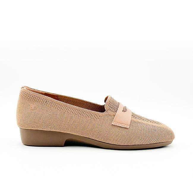 Arletta In Camel