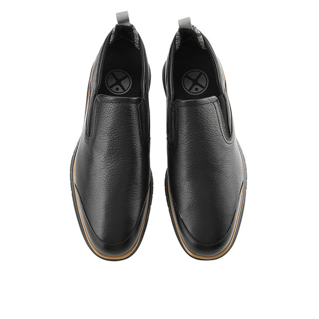 Advance Wthr Slipon In Bold Black Leather