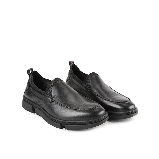 Bennet Slipon In Bold Black Leather