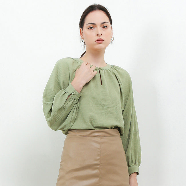 Thivi In Green