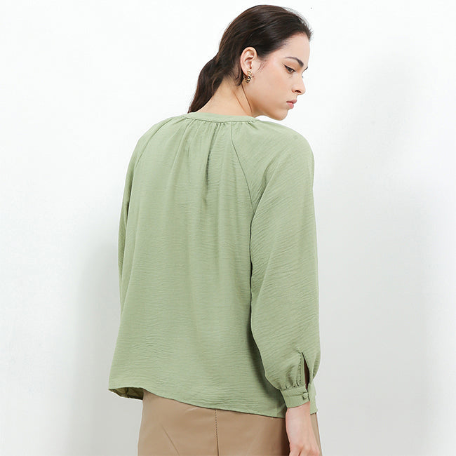 Thivi In Green