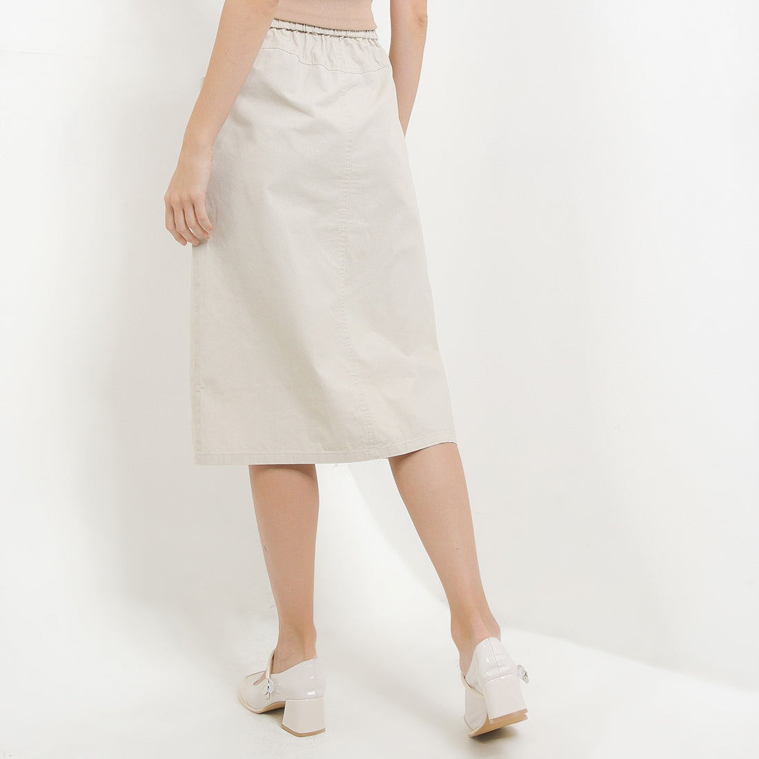 Moonly In Beige