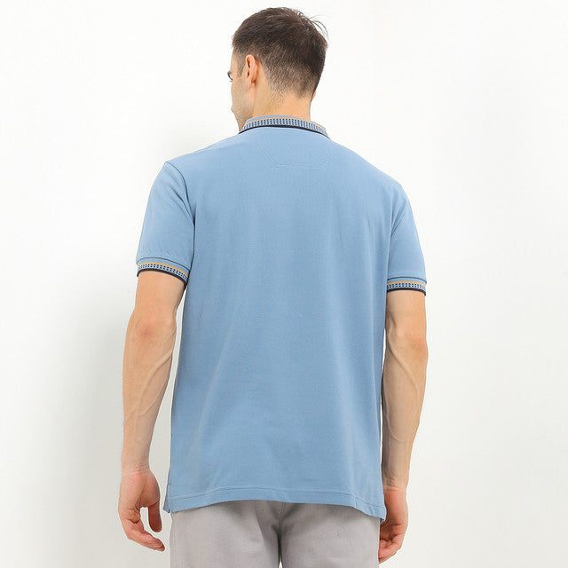 Mael In Blue