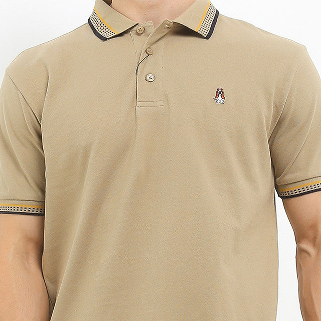 Mael In Khaki