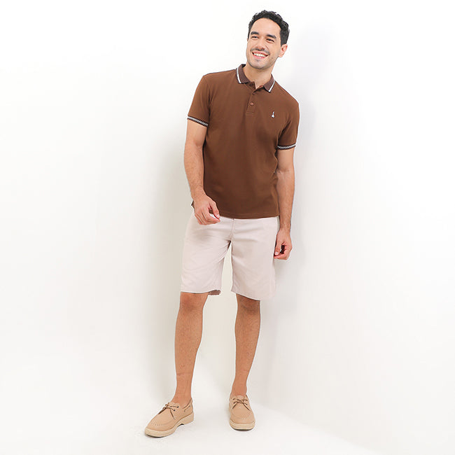 Polo Holmes
