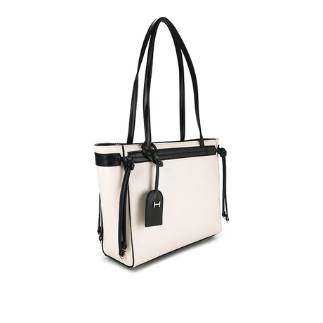 Ayla Tote M In Black