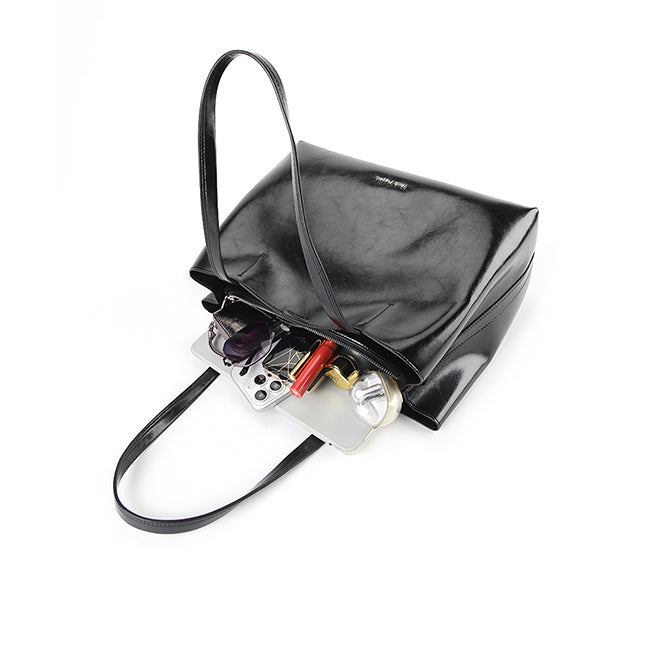 Berthi Shoulder In Black