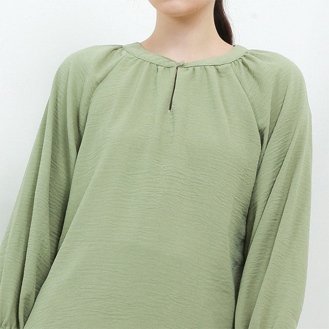Thivi In Green