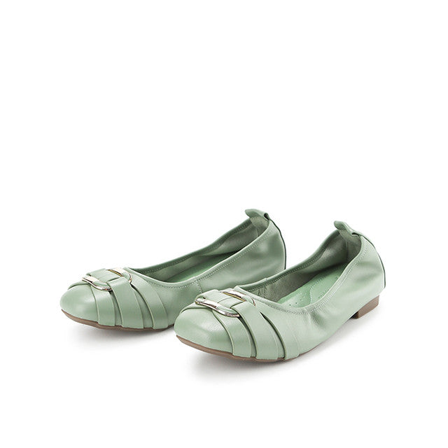 Donna Carl In Green