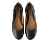 Yola In Black