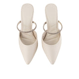 Vera Rossi In Beige