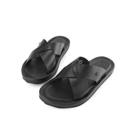 Spear Axel Cross In Black