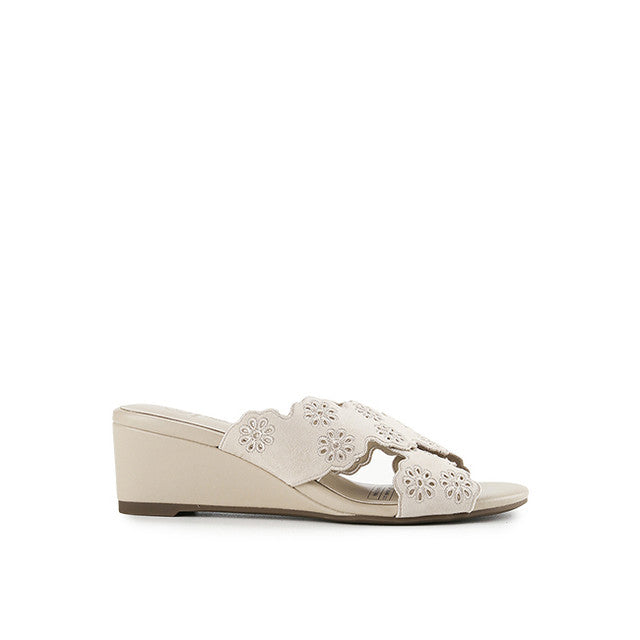 Marion Amber Cross In Beige