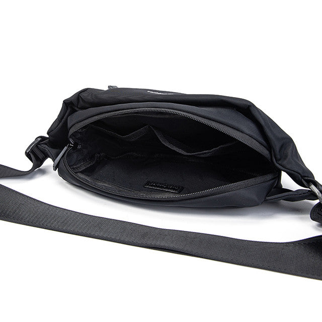 Manhattan Waist Bag In Black