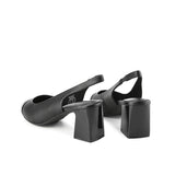 Ariella Keys In Black