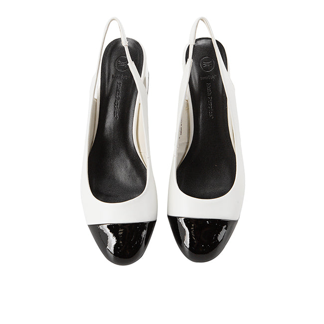 Ariella Keys In White