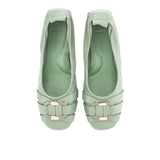 Donna Carl In Green