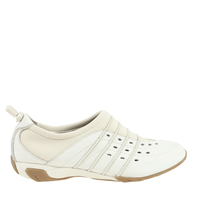 Slip On Energize In Off White Nubuck