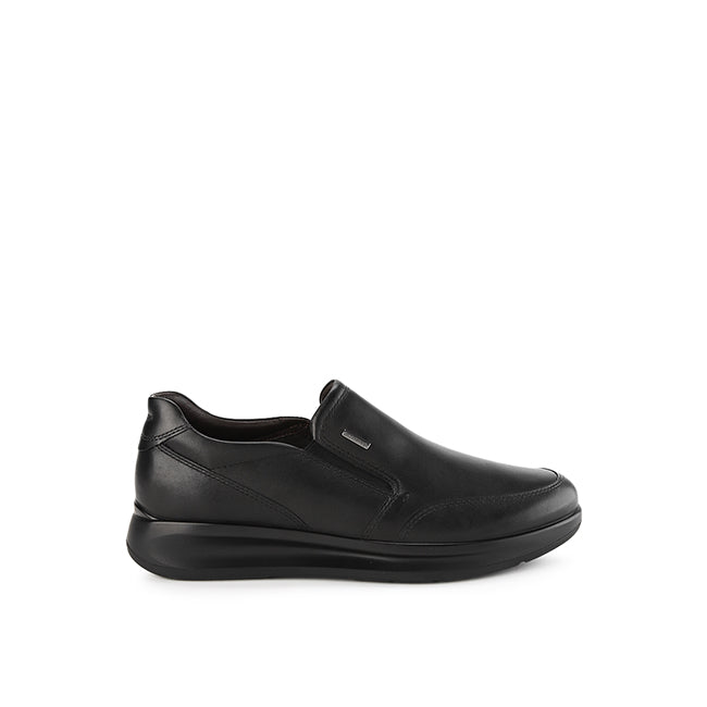 Oswald Slip On In Black
